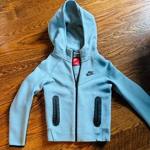Nike Tech youth XS Hoodie with Black Details